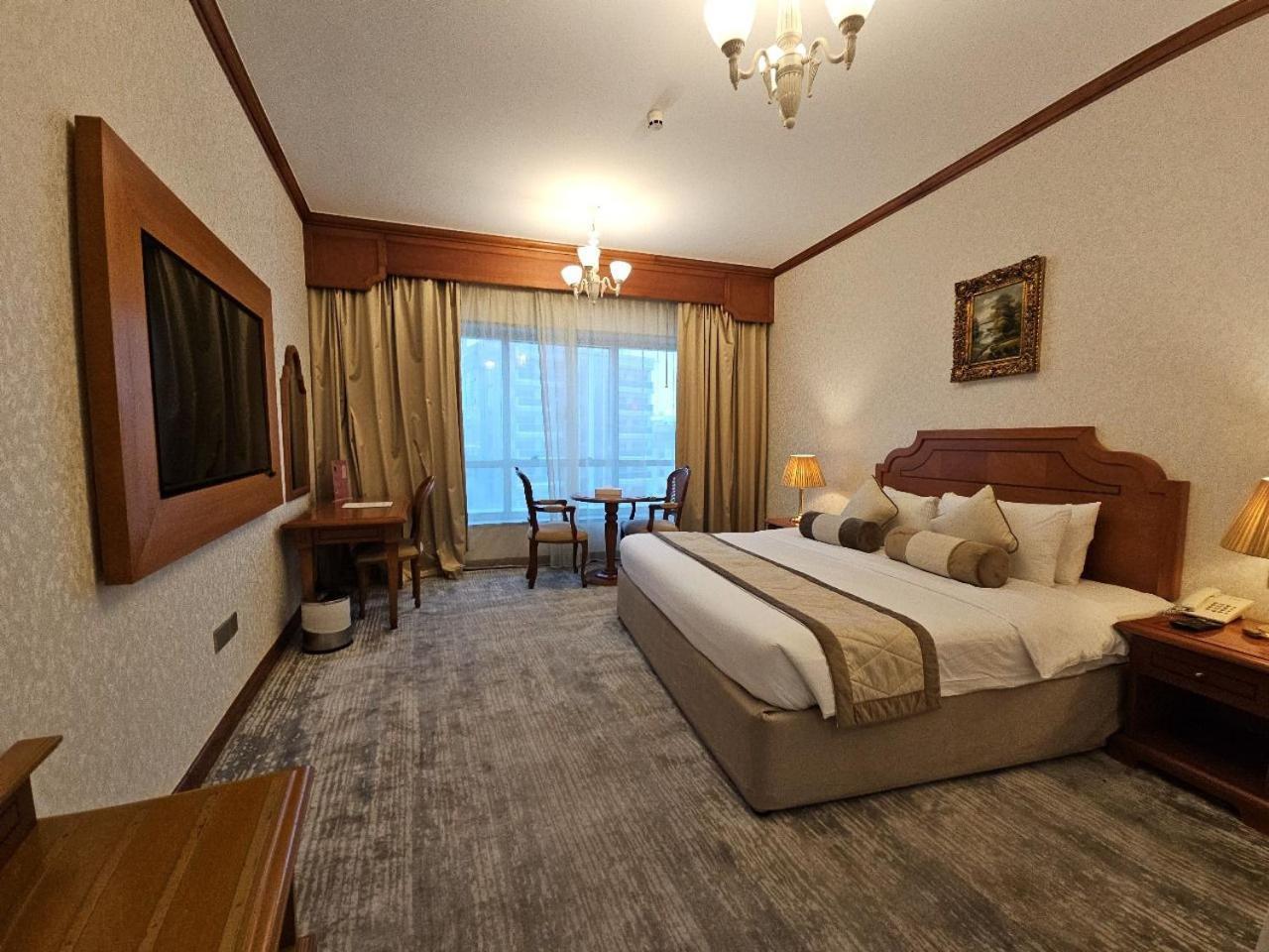 Royal Concorde Hotel & Suite ドバイ エクステリア 写真